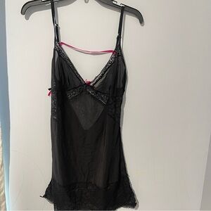 Elegant Black Lace Chemise